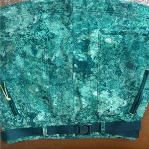 Outdoor Voices RecTrek Skirt in Green Smoke Marble Green Size S